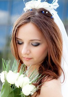 Cвадебная прическа О13655 с распущенными волосами