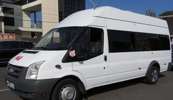 Транспорт для гостей Ford Transit № А3216, белый