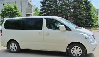 Транспорт для гостей Hyundai Starex № А3218, белый