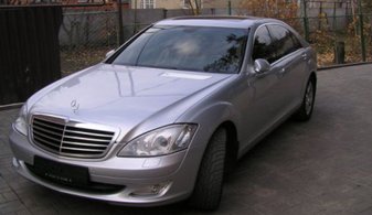 Машина на свадьбу Mercedes-Benz W221 № П3362, серебристый