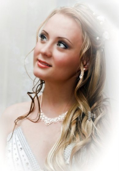 Свадебная прическа А13603 - Стилист-визажист Анна Калинкина