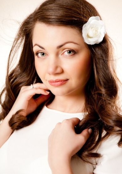 Свадебная прическа О13657 - Стилист-визажист Оксана Матяшова