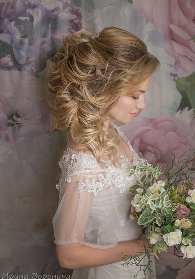 Прическа на свадьбу греческая на бок (И20618) - Стилист-визажист Ирина Воронина