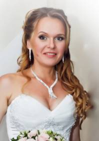 Стилист-визажист Анна Калинкина