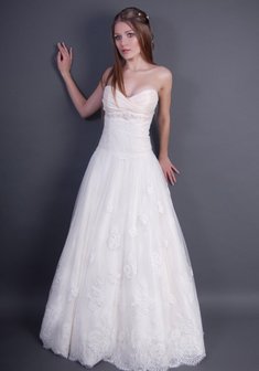 Свадебное платье Патриция-С27745. А-силуэт, длинное без шлейфа.