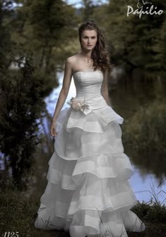 Свадебное платье D59124. С пышной юбкой, длинное без шлейфа.