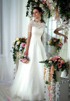 Свадебное платье А59602. А-силуэт, длинное со шлейфом.