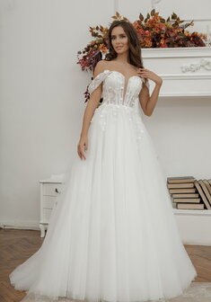 Свадебное платье 6610А-С69885. А-силуэт, длинное со шлейфом.