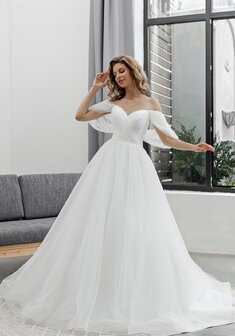 Свадебное платье 6354А-С69897. А-силуэт, длинное со шлейфом.