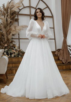 Свадебное платье 6590-С69928. А-силуэт, длинное со шлейфом.